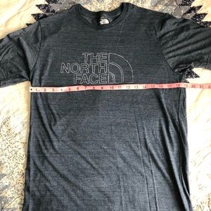 Northface t shirt medium